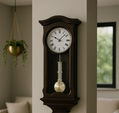 reloj pendulo de madera