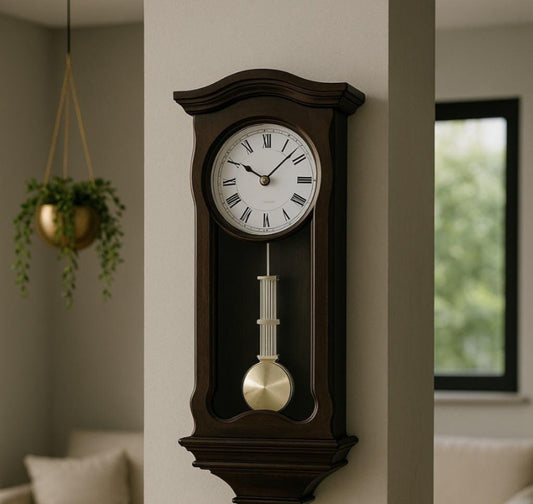 reloj pendulo de madera